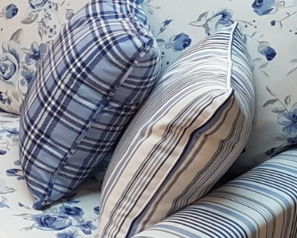TLC - Sofa Set - Rose Blue